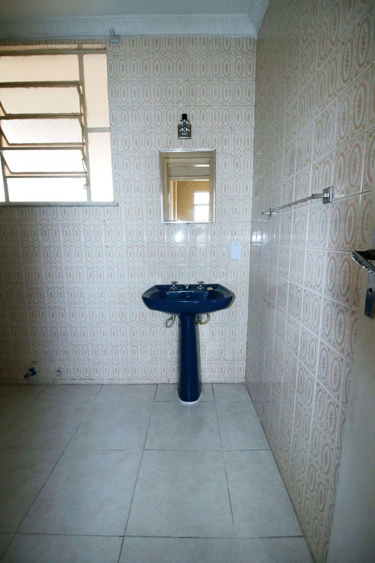 Rental apartment with 2 bedrooms and a private garden — photo 18