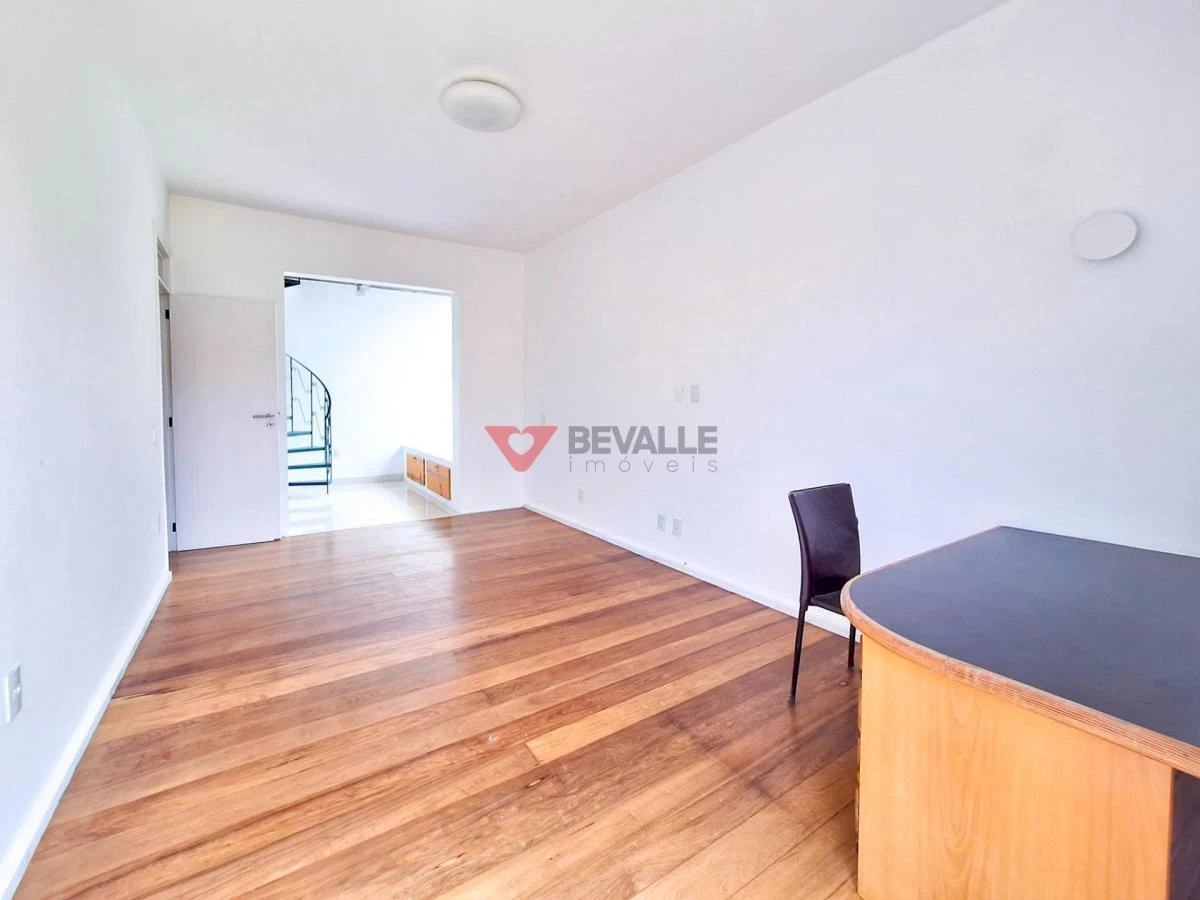 Casa sem mobília de 600 m² com vista e varanda — photo 34