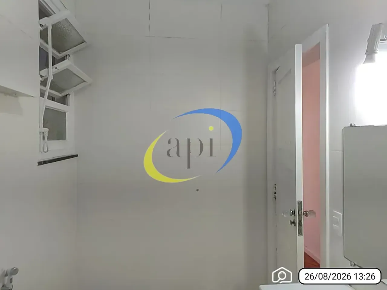 2-bedroom apartment with 2 bathrooms and air conditioning — photo 14