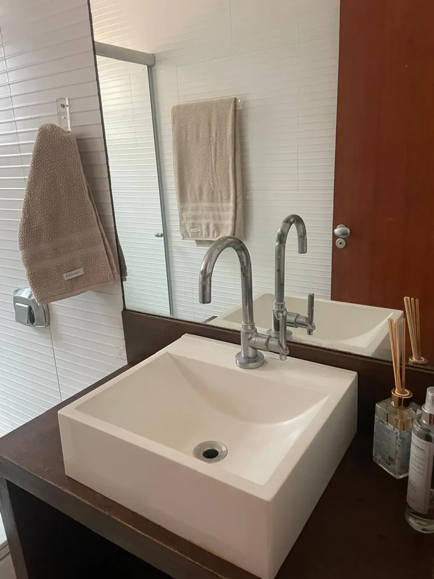 Furnished house with 4 bedrooms and a gas stove — photo 35
