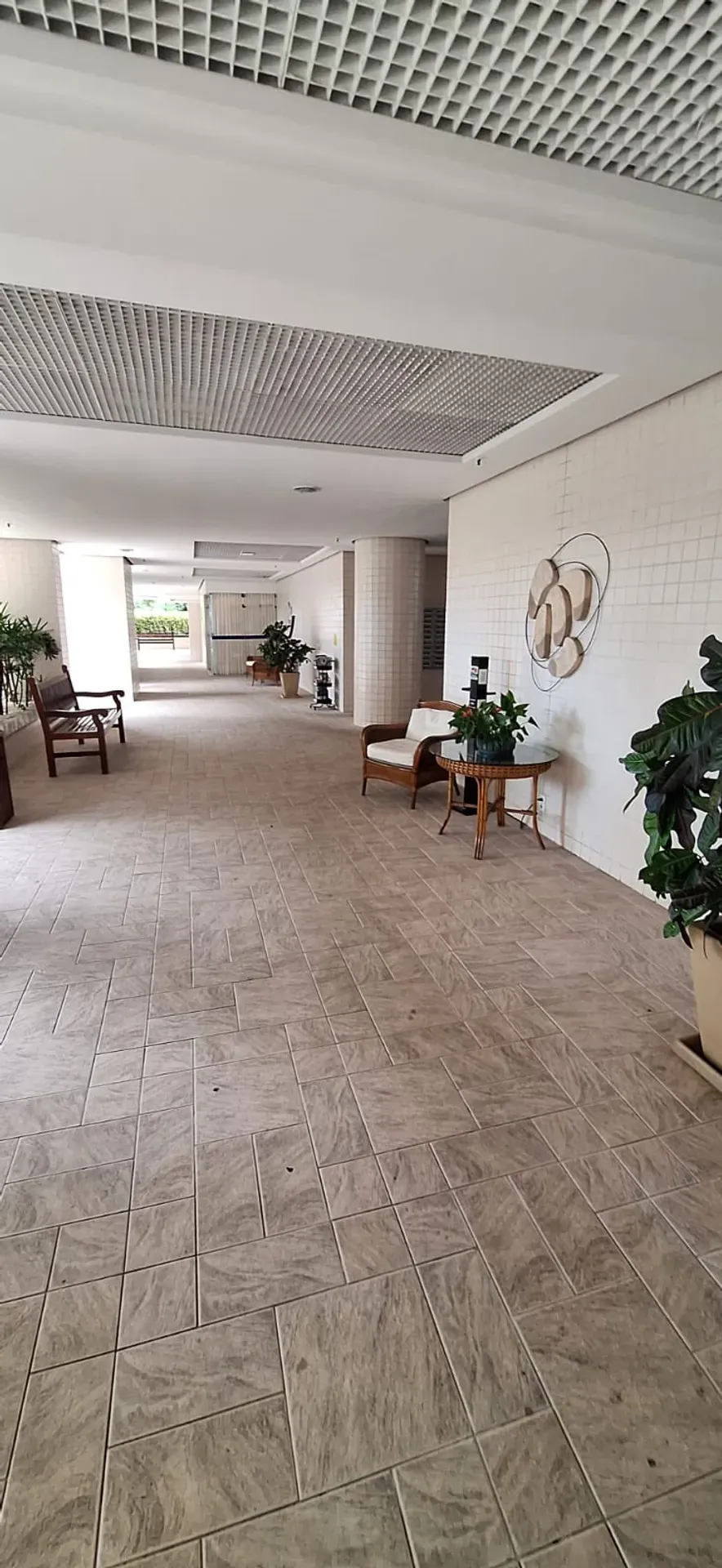 70 m² apartment with 2 bedrooms and 2 bathrooms — photo 41