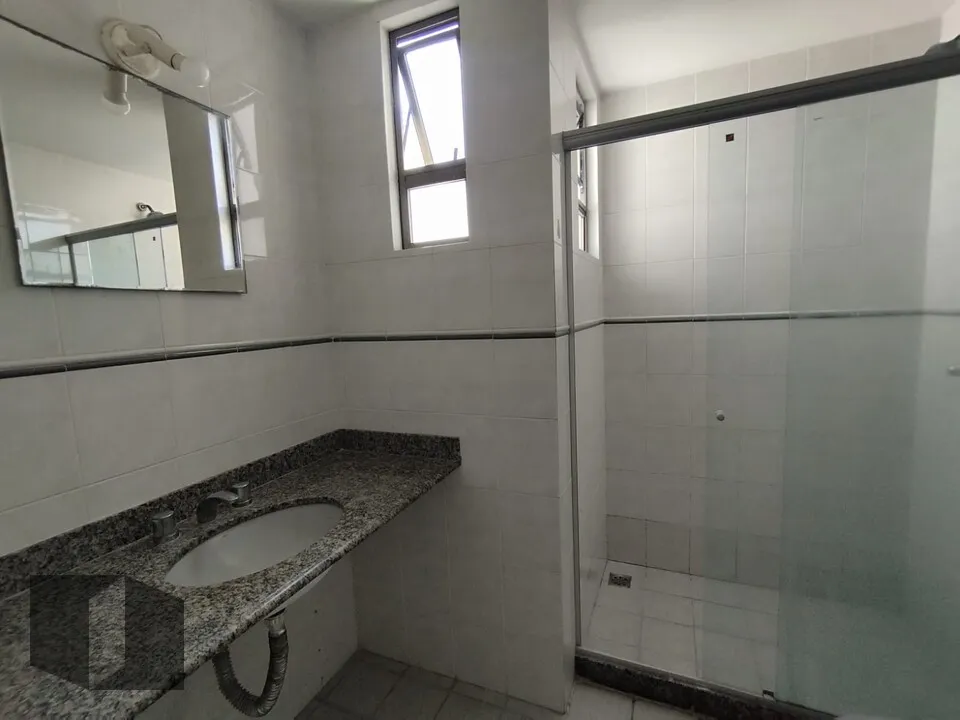 Penthouse with 3 bedrooms and a terrace — photo 11
