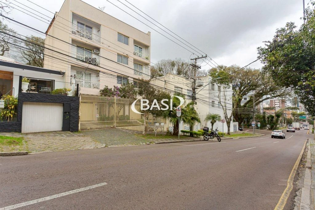 1-bedroom apartment with an American-style kitchen and 57 m² — photo 36