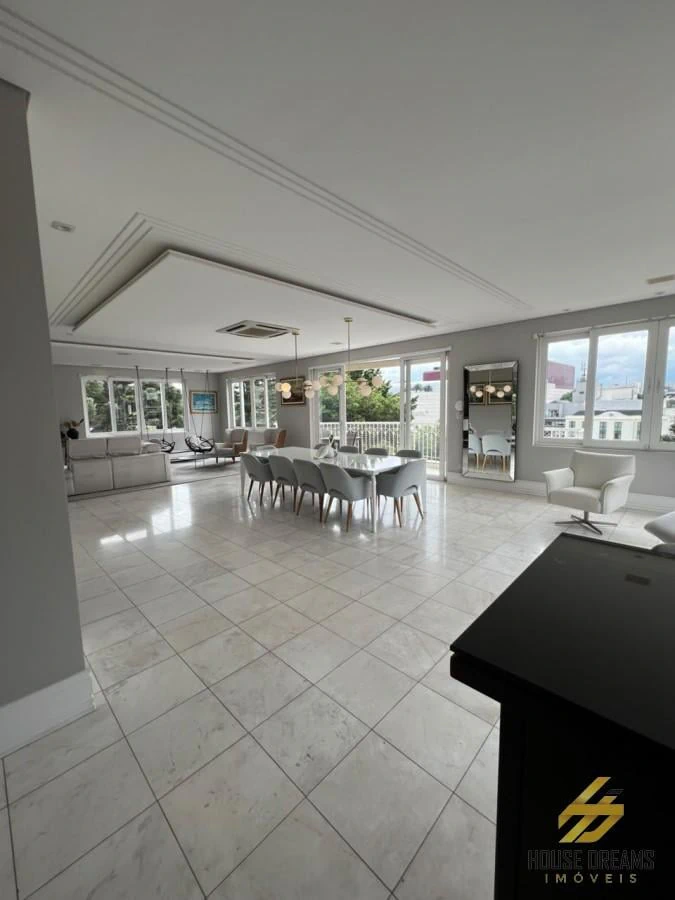 344 m² apartment with floor-to-ceiling windows and a bathtub — photo 7