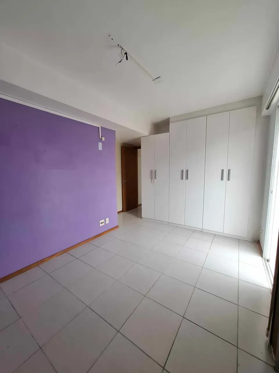 Apartamento com 2 quartos e cozinha fechada com coifa — photo 12