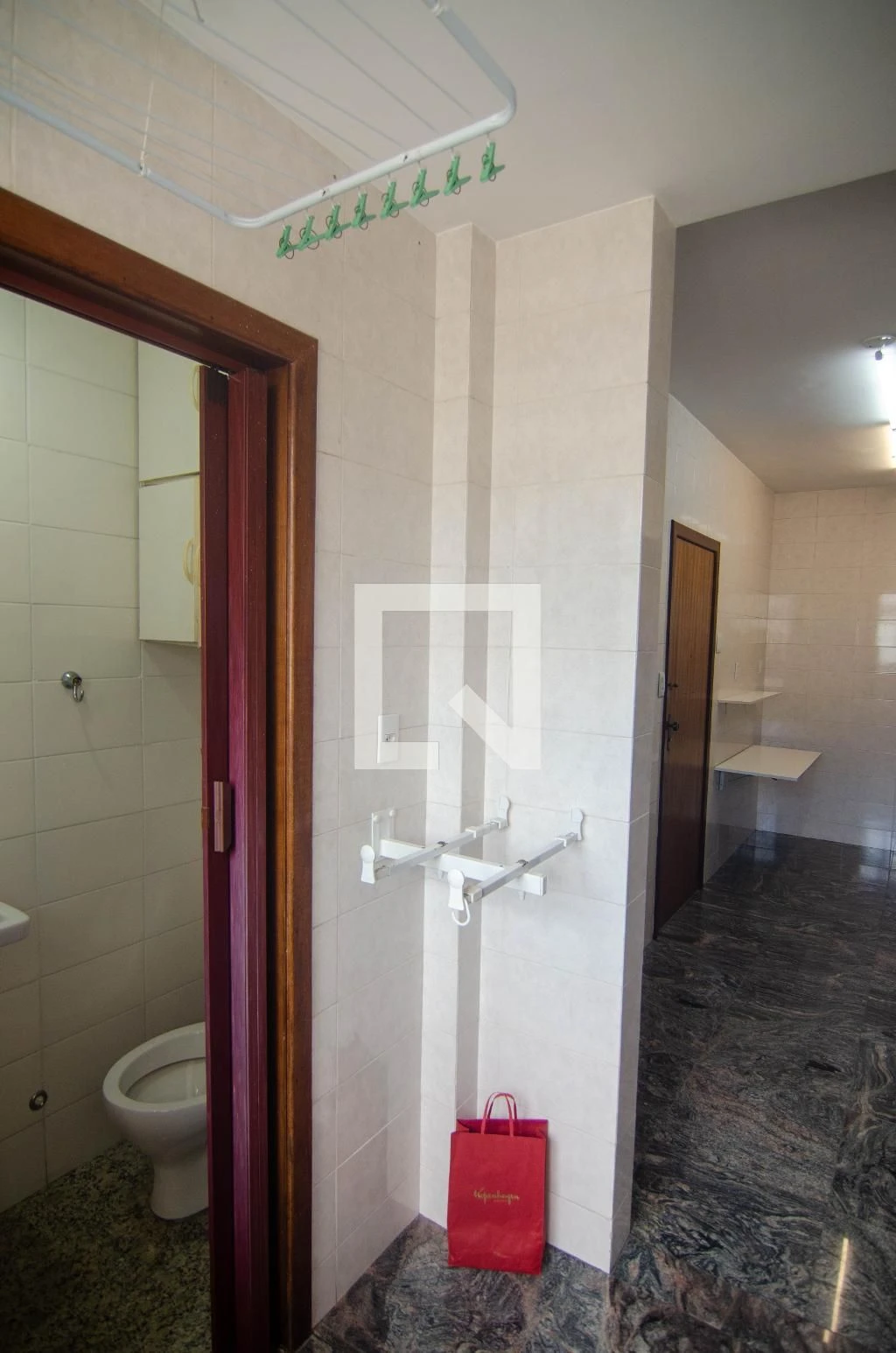 Apartamento sem mobília com 4 quartos e 4 banheiros — photo 39
