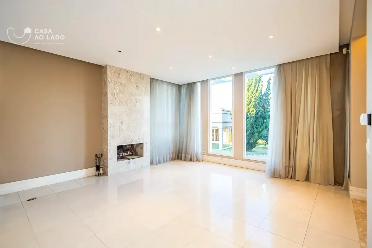 House with 629 m², 4 bedrooms and a balcony — photo 7