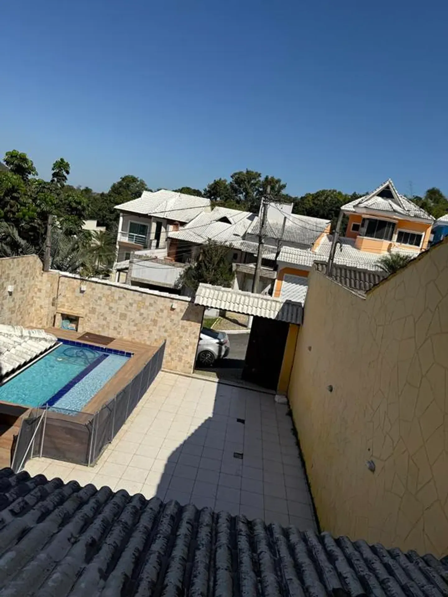 Duplex house with 4 bedrooms and 5 bathrooms — photo 33