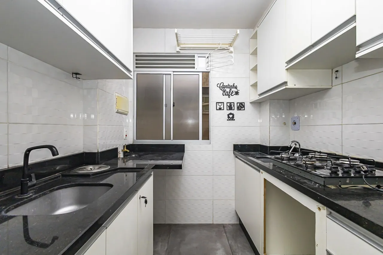 Apartamento de alquiler con 2 habitaciones, 1 baño y 1 plaza — photo 2