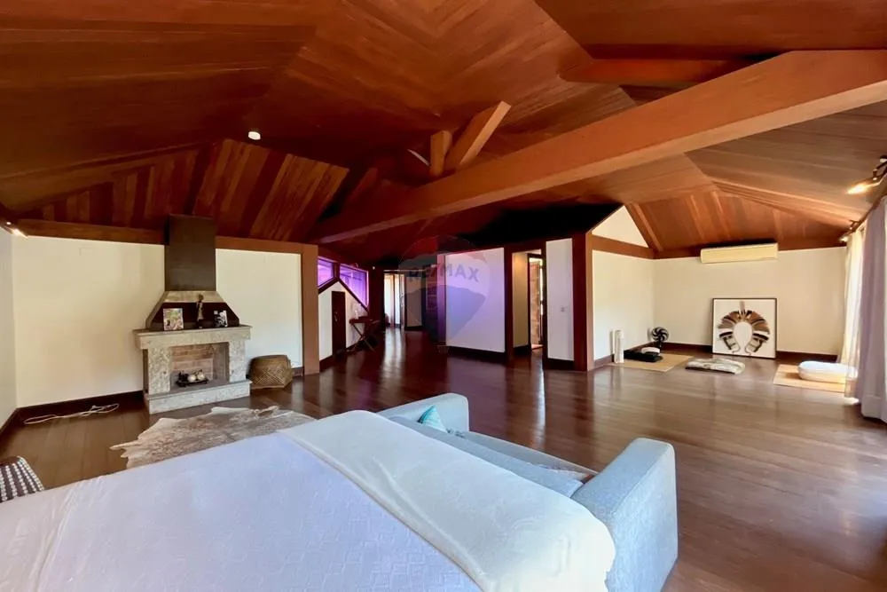 Будинок 1300 м² з 5 спальнями та 10 паркувань — photo 59