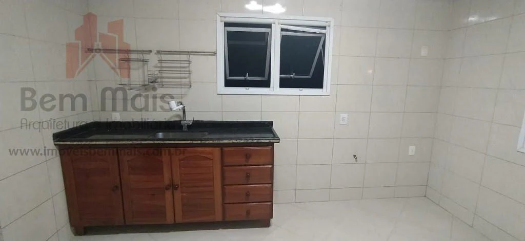 Unfurnished 4-bedroom apartment with closed kitchen — photo 28