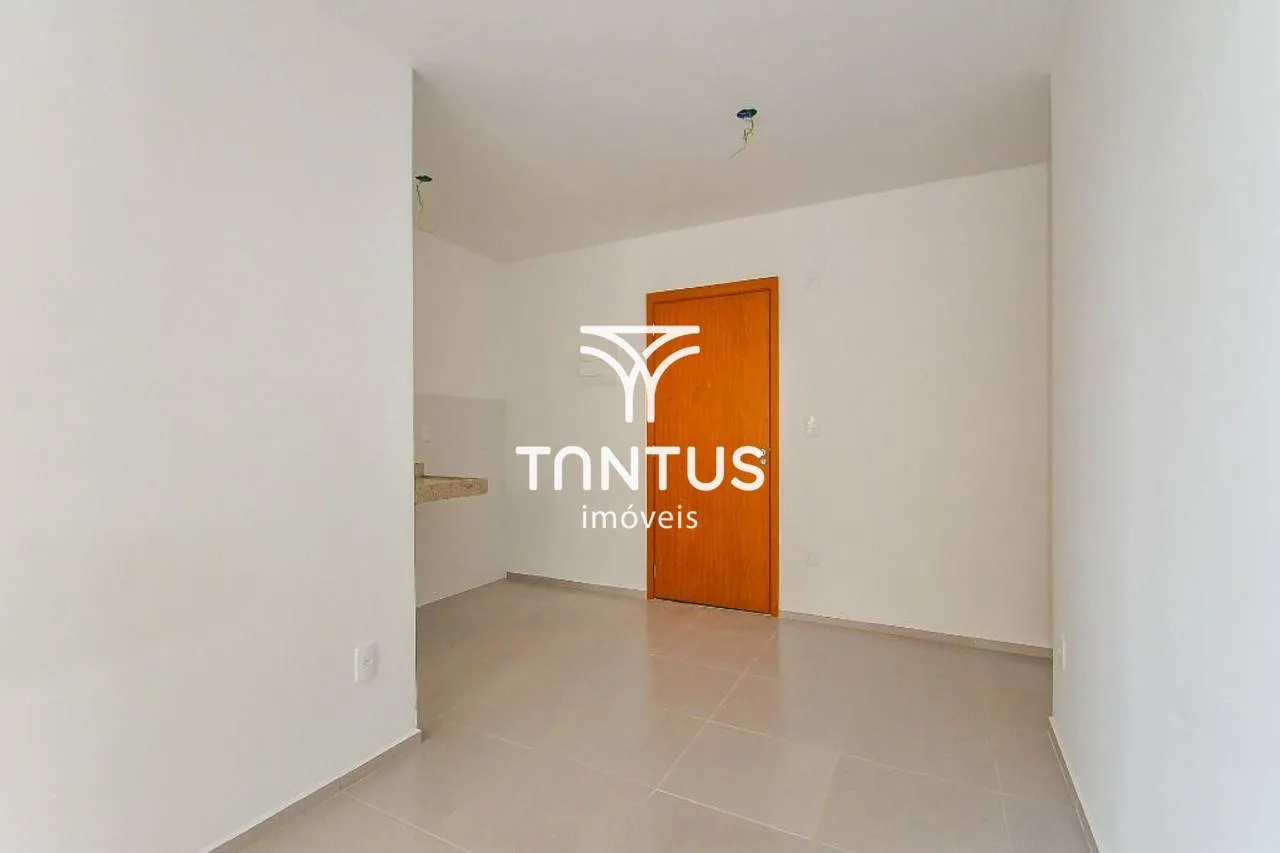 2-bedroom apartment in a building with a coworking space — photo 23