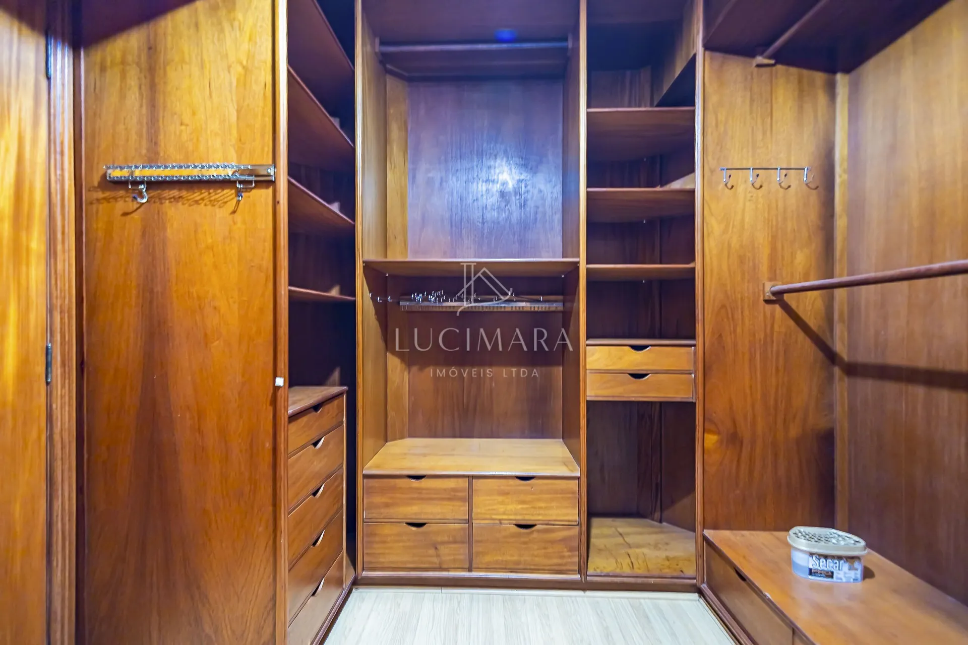 Незамеблированная квартира с 4 спальнями 427 м² — photo 71