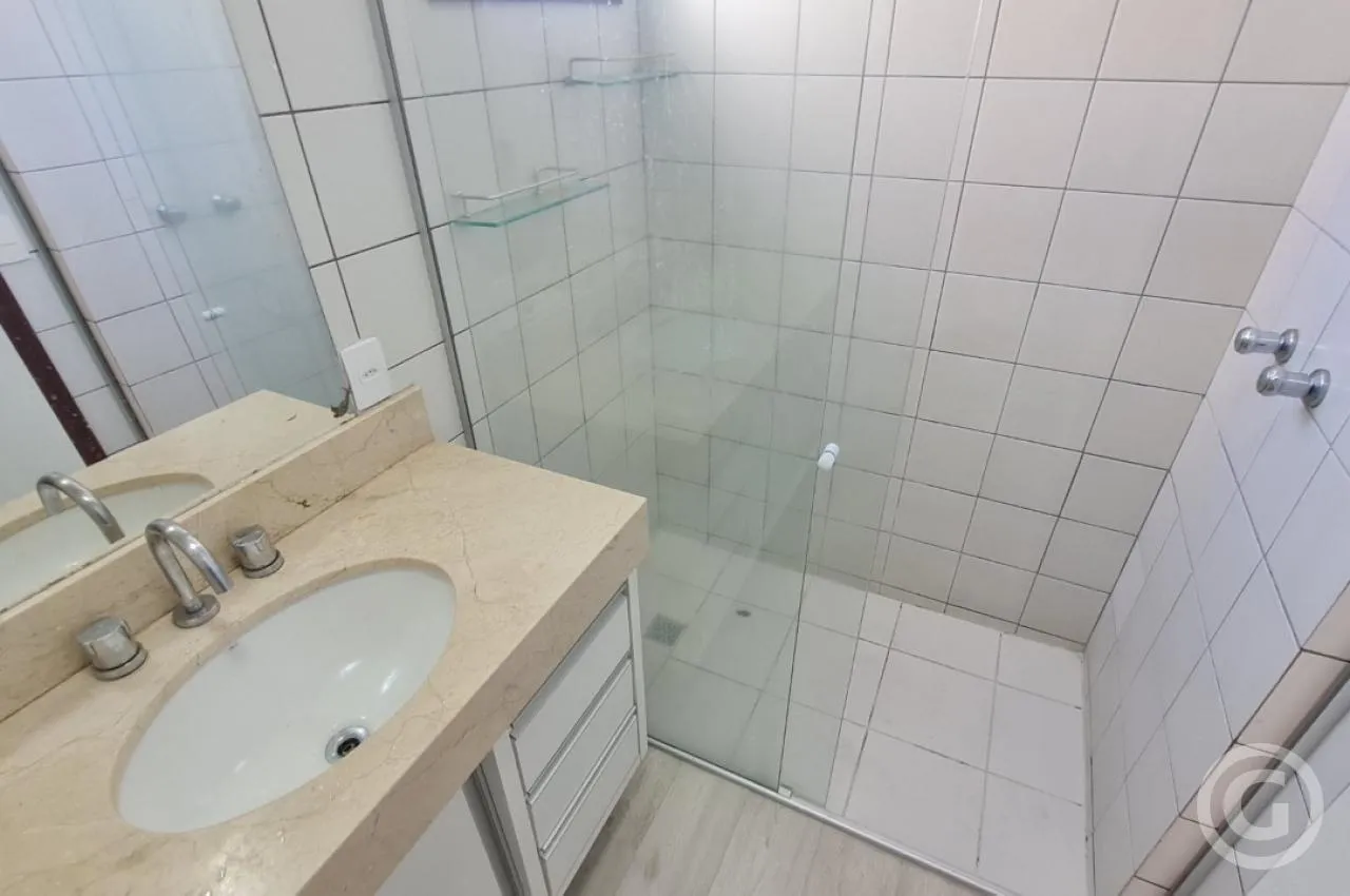 2-bedroom apartment with a water view in Florianópolis — photo 3