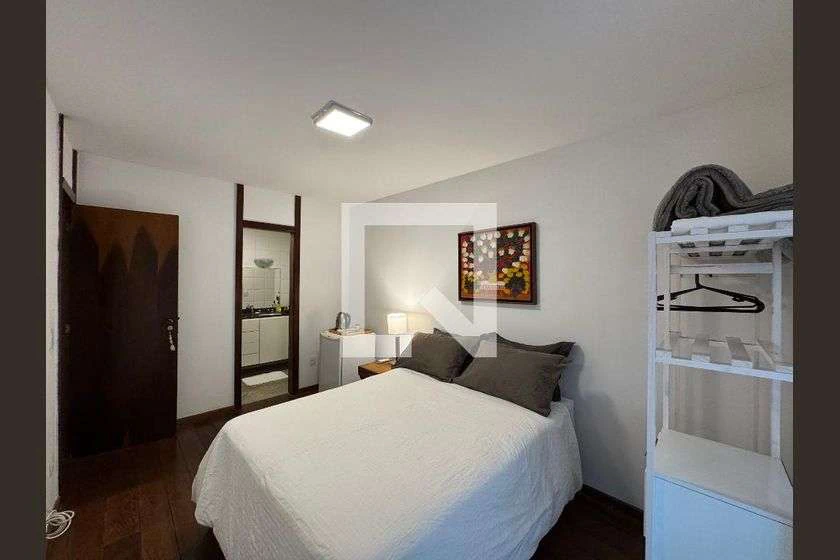 4-bedroom apartment with a balcony and 180 m² — photo 14