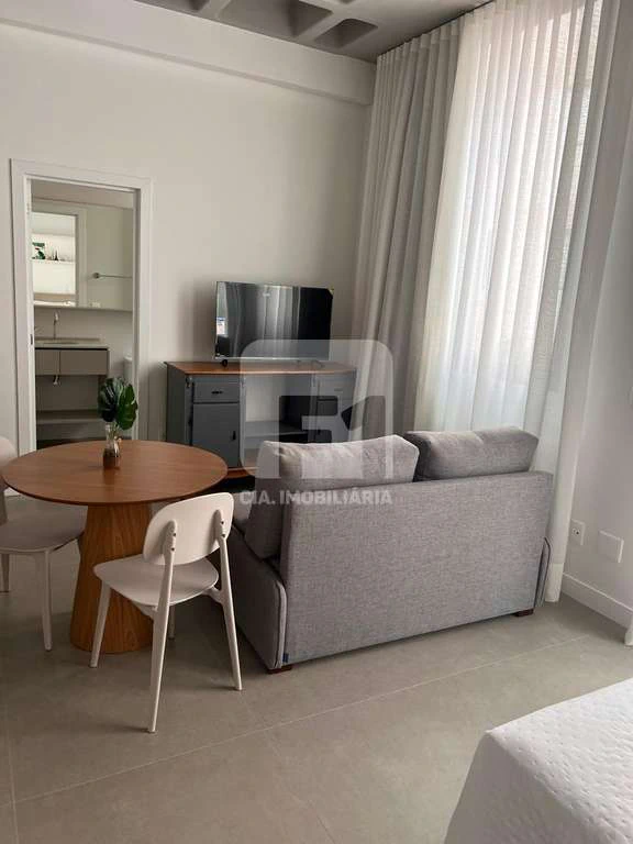1-комнатная квартира с открытой кухней и 46 м² — photo 4