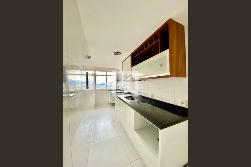 Apartamento de 2 quartos em condomínio com piscina — photo 3