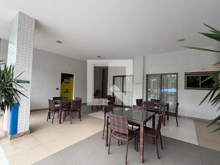 Furnished apartment, 112 m², with a glass-enclosed balcony — photo 43