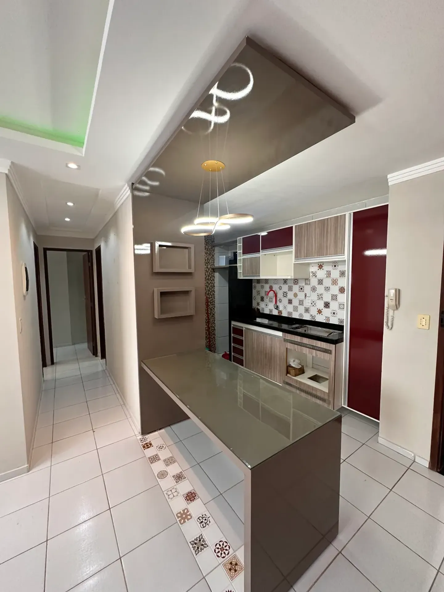 Квартира: 2 спальні, 1 з власною ванною кімнатою, 45 м² — photo 2