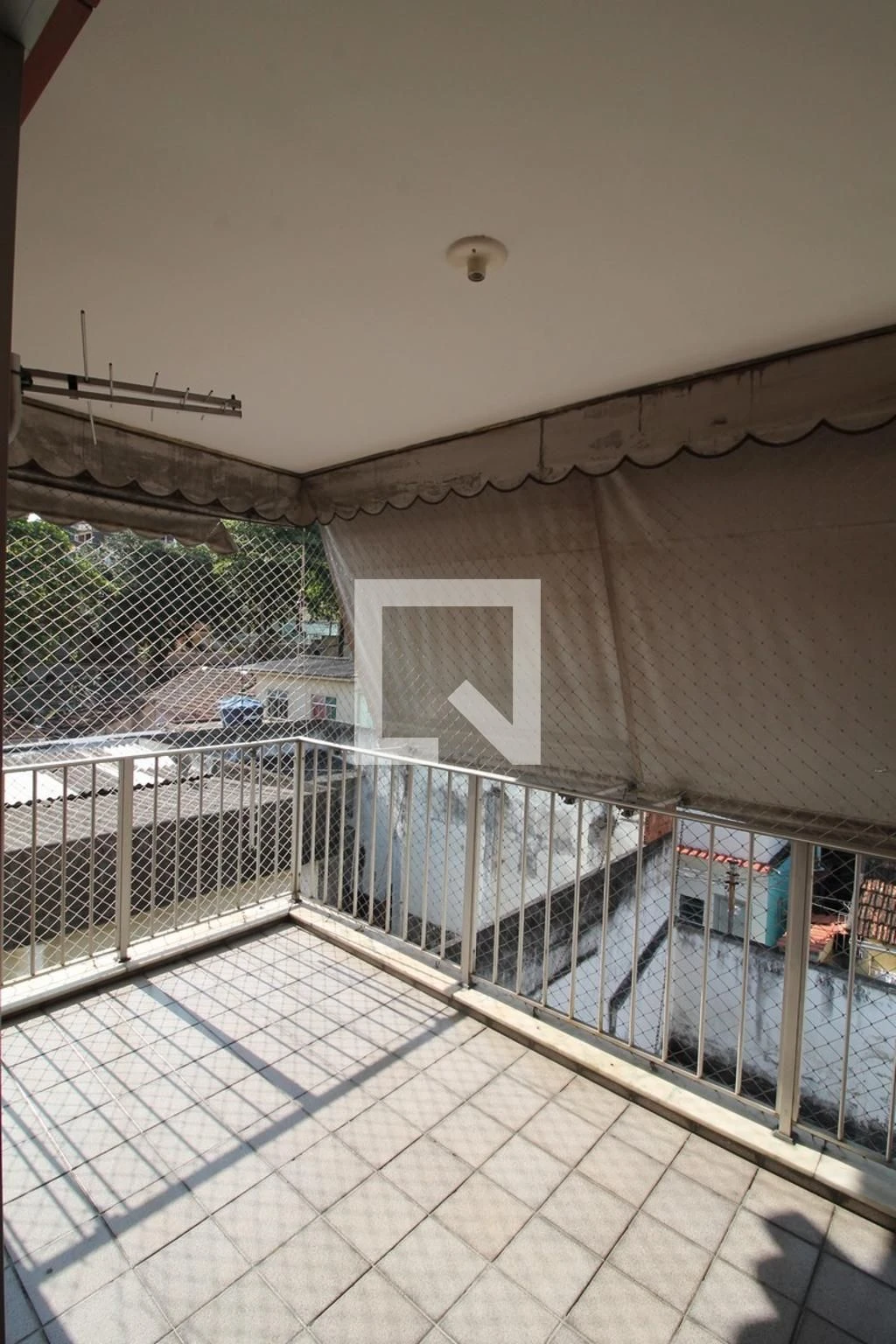 3-bedroom apartment with 95 m² and a balcony — photo 30