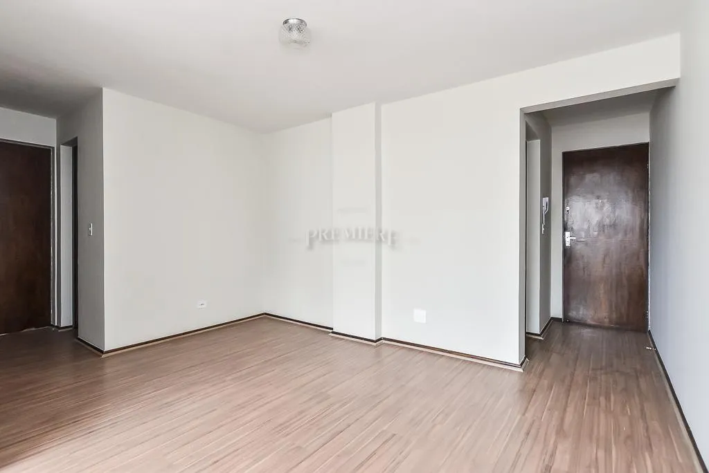 Apartment on the 21st floor with wood or laminate floors — photo 20