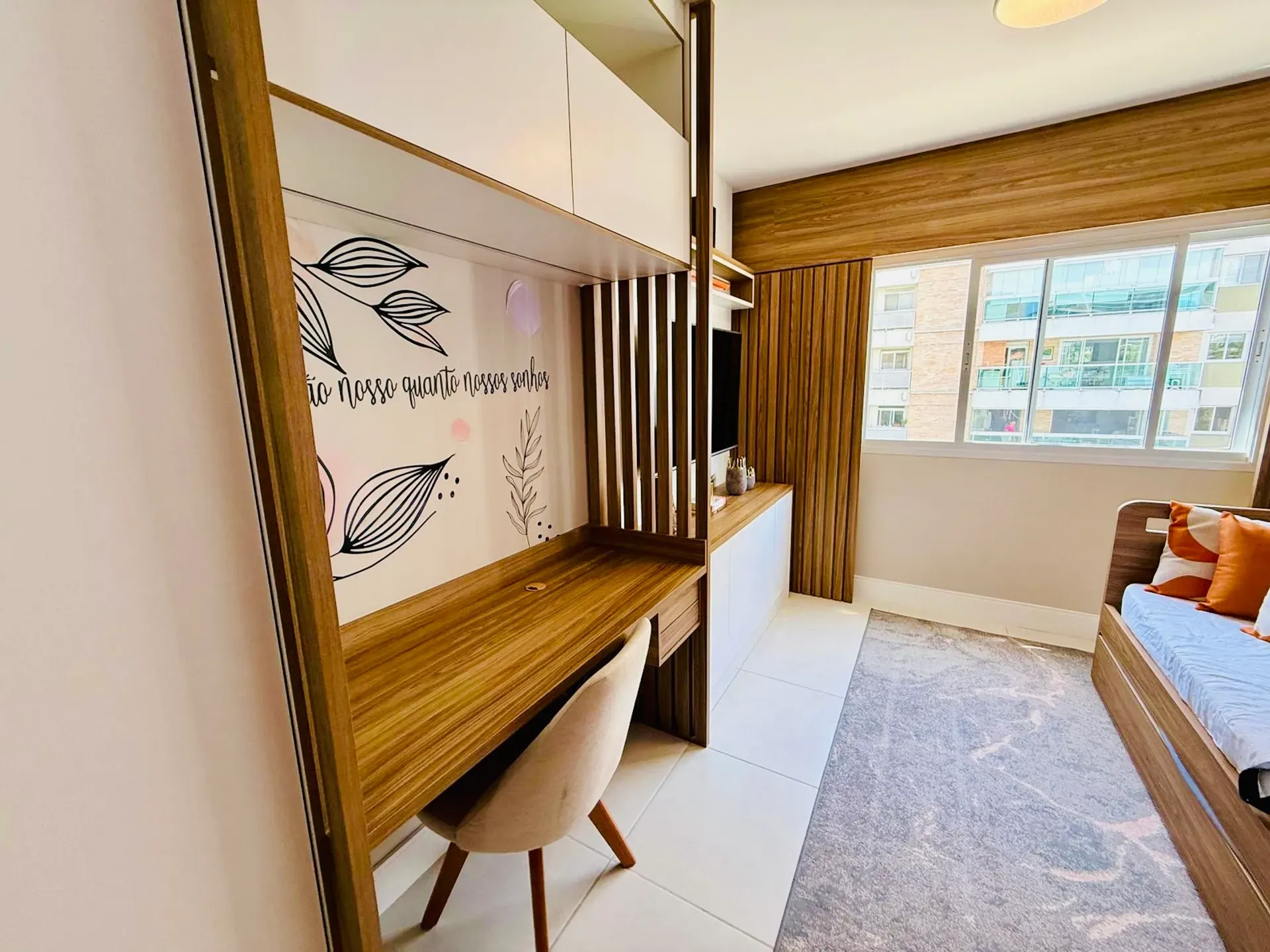 4 en-suite apartment with 227 m² and a balcony — photo 21