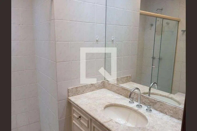 250 m² apartment with 4 bedrooms and 3 parking spots — photo 20