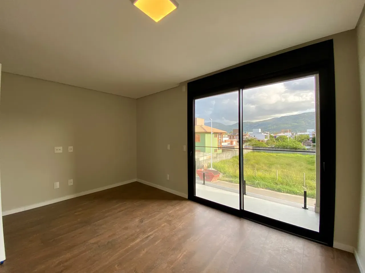 Balcón gourmet y 3 dormitorios: casa de 250 m² — photo 3