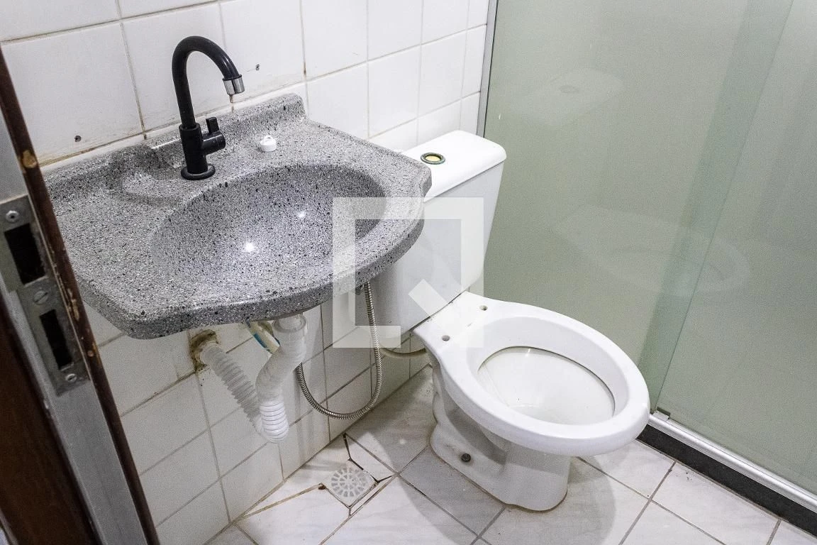 Unfurnished apartment with 2 bedrooms and closed kitchen — photo 19