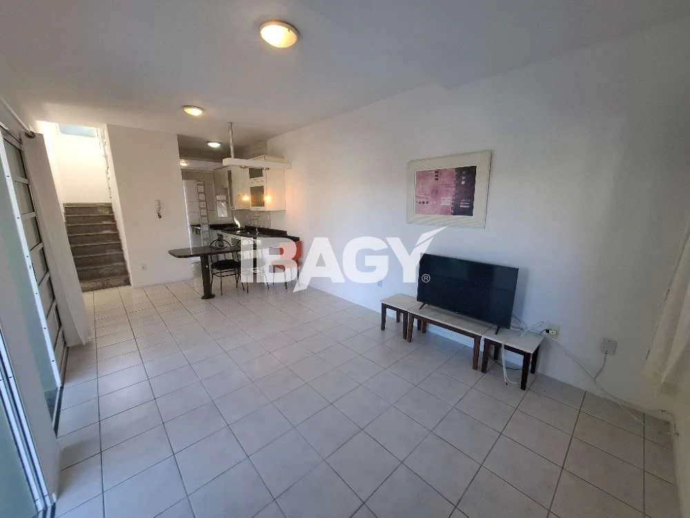 House with 3 bedrooms and 3 bathrooms, 246 m² inside