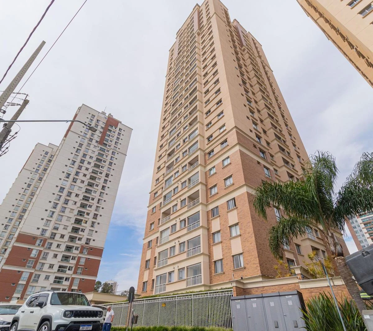 2-bedroom apartment with a washing machine in Curitiba — photo 32