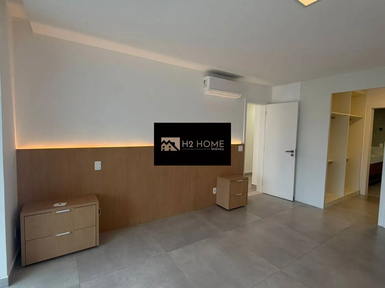 Garden in a 4-bedroom house, 290 m² — photo 12