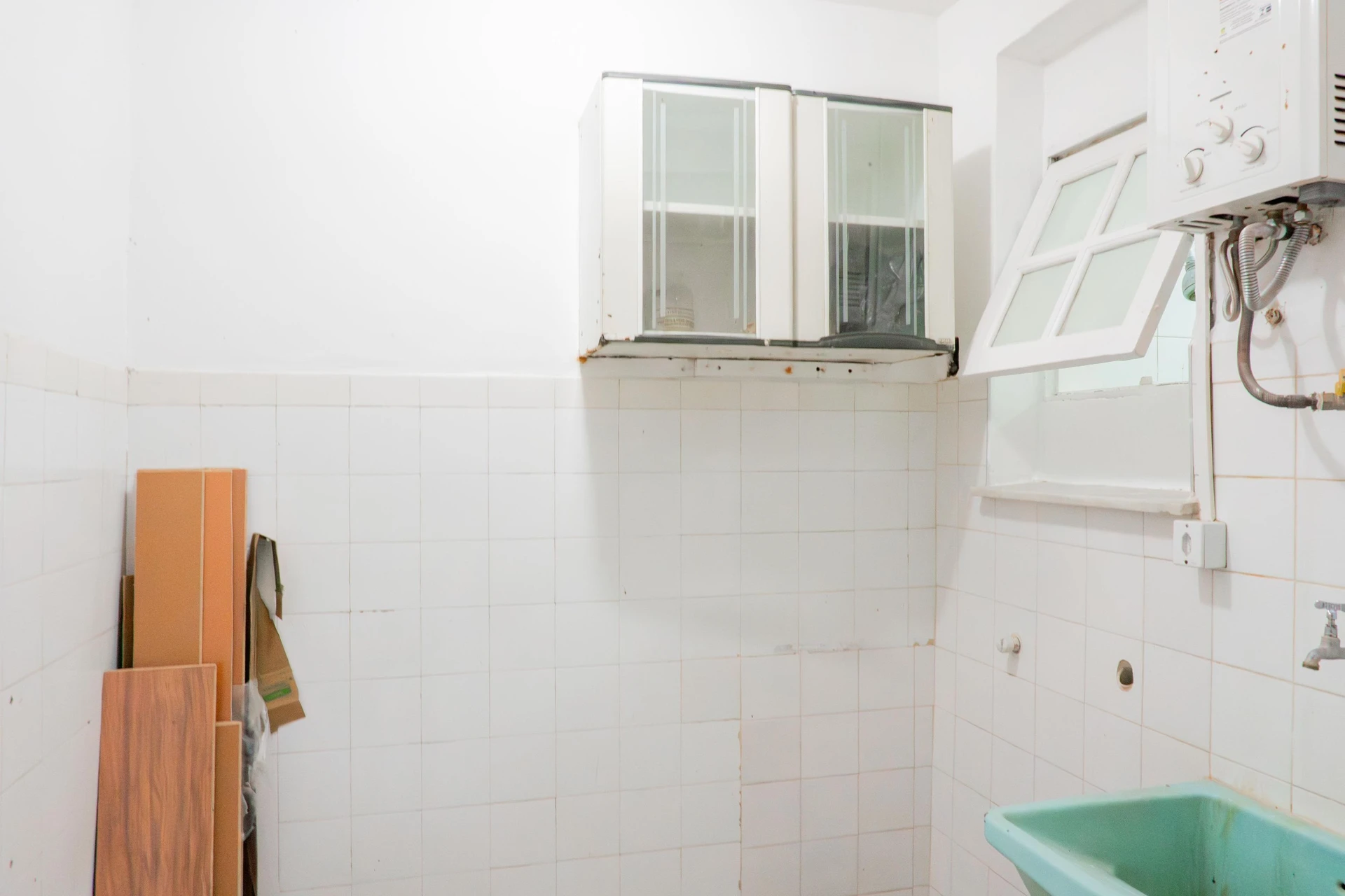 Apartment, 46 m², with wood or laminate floors — photo 27