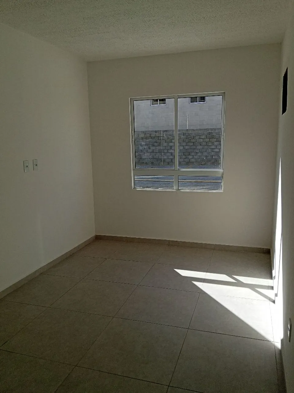 2-bedroom, 2-bath apartment with a balcony — photo 13