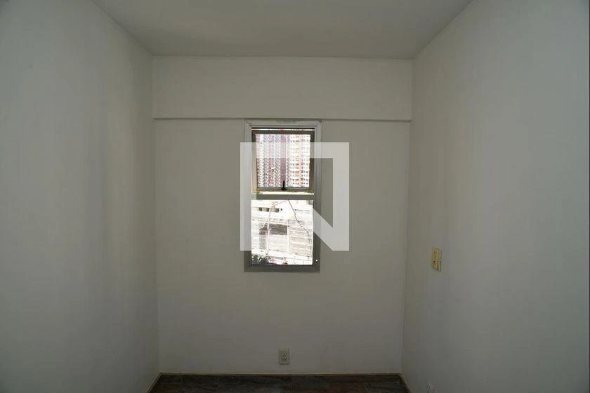 82 m² rental apartment with 2 bedrooms and enclosed balcony — photo 32