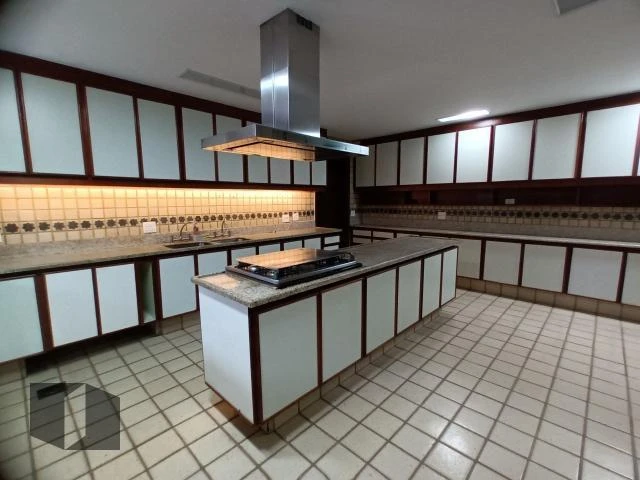 Будинок в оренду з кухнею на газі, 5 суїт і 8 місць — photo 7