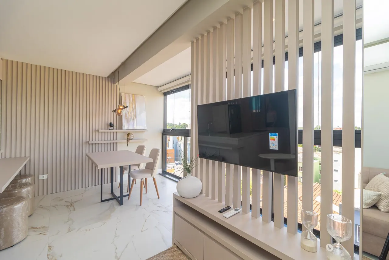 Furnished 1-bedroom apartment with open-plan kitchen — photo 18