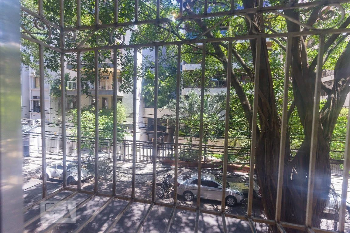 Casa com 5 suítes e 300 m², sem vaga de garagem — photo 36