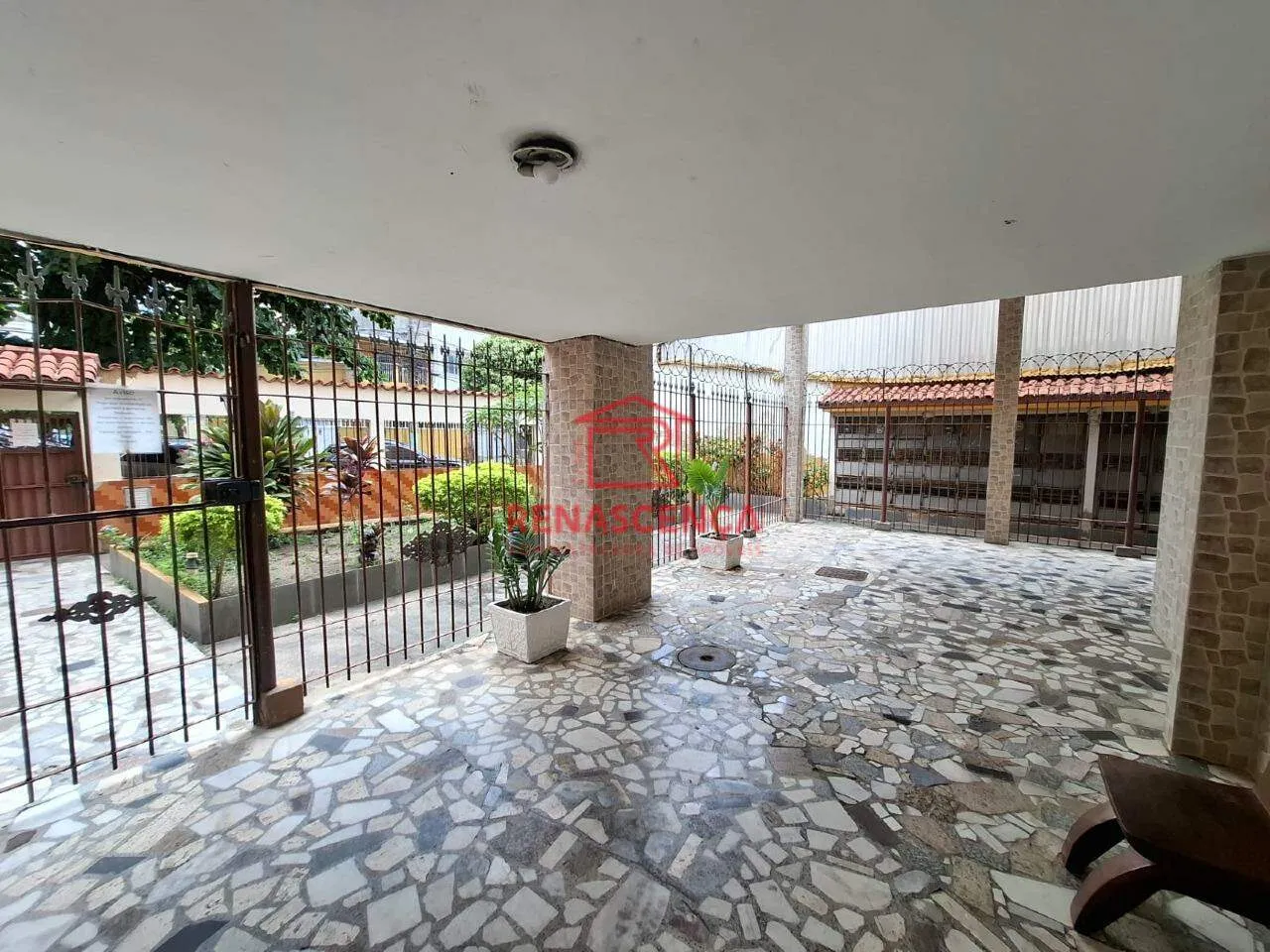 Apartamento sem mobília com 1 quarto — photo 19