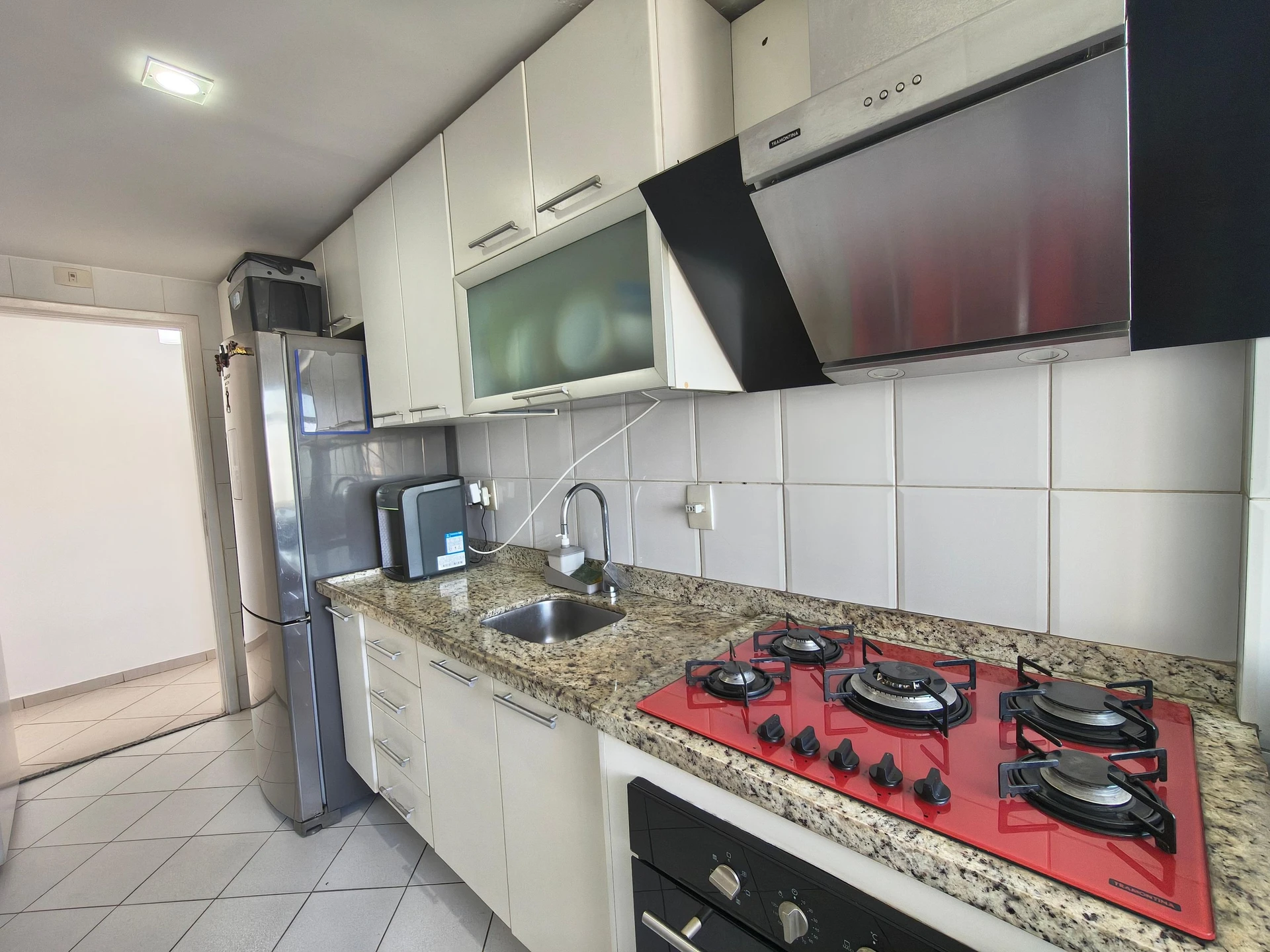 3-bedroom apartment in a building with a sauna — photo 41