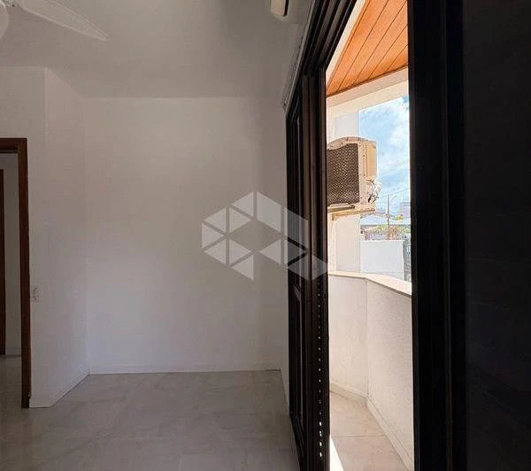 60 m² apartment with 2 bedrooms and 1 parking spot — photo 5