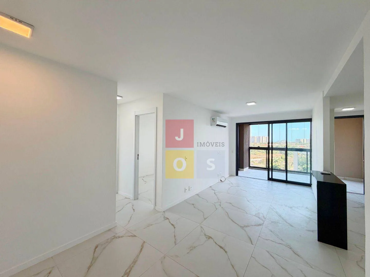 80 m² apartment with 2 bedrooms and a glass balcony — photo 42