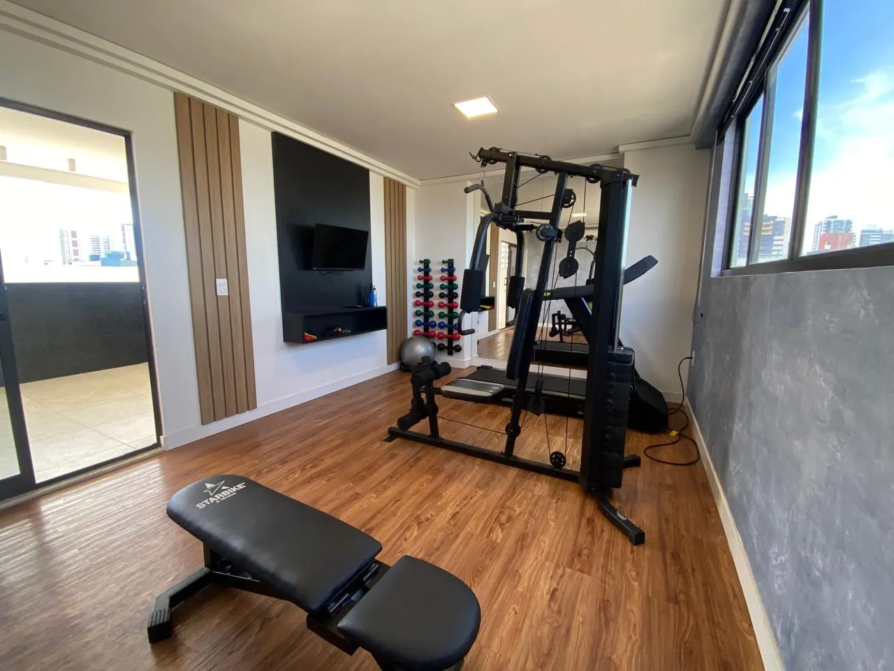 Furnished 40 m² apartment with 1 bedroom and parking — photo 20