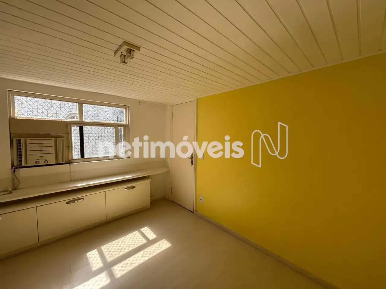 Apartment with 4 bedrooms and built-in wardrobes — photo 2