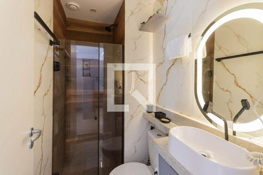 Apartamento mobiliado de 1 quarto com 30 m² e banheiro — photo 15