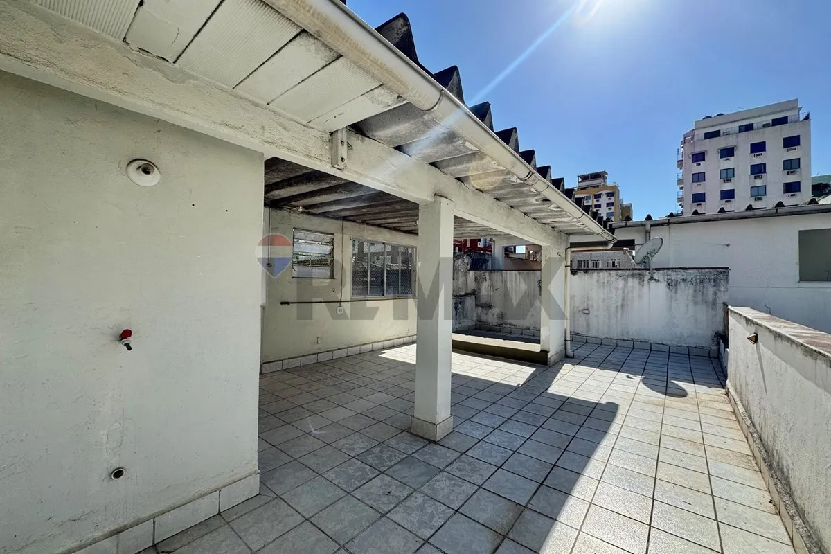 Casa com 3 quartos e 3 banheiros, com varanda e terraço — photo 11