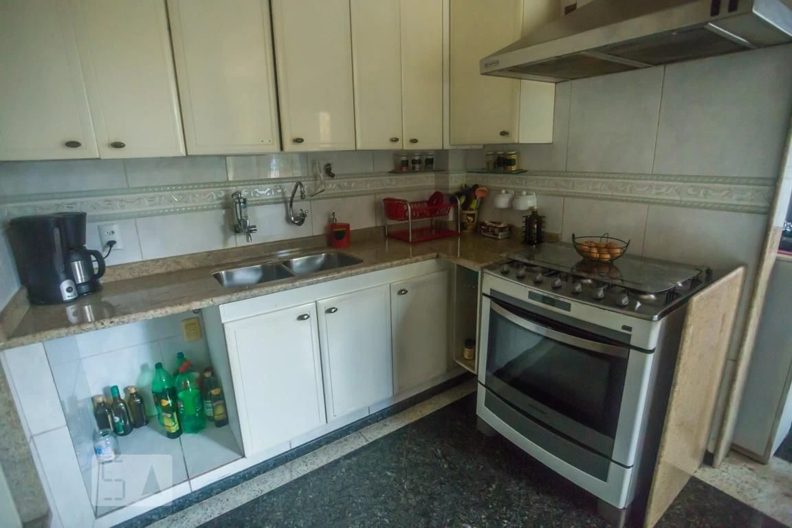 Furnished house with 3 bedrooms and private BBQ — photo 39
