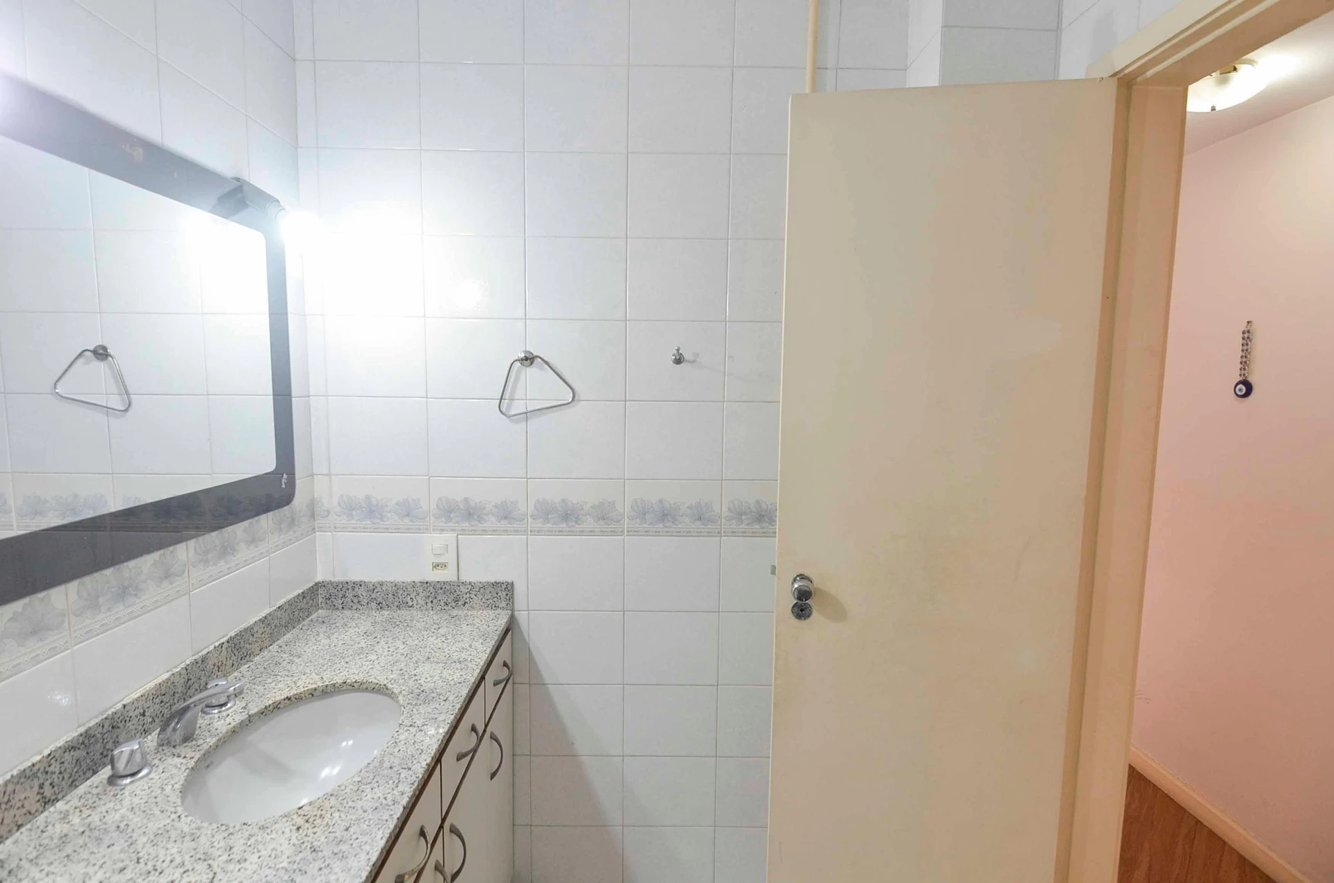 3-bedroom apartment with 2 parking spaces — photo 42