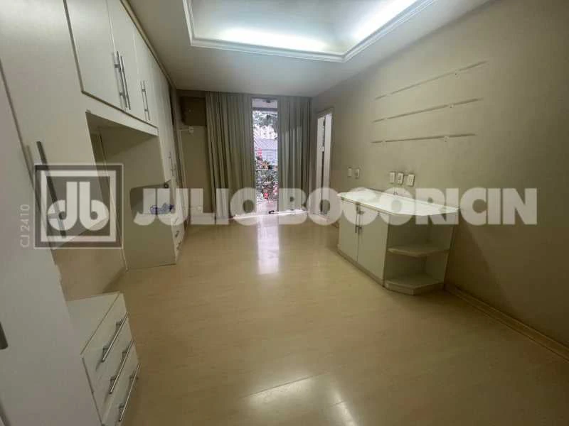 Дом 429 м²: 4 спальни, 5 парковочных мест, барбекю — photo 7