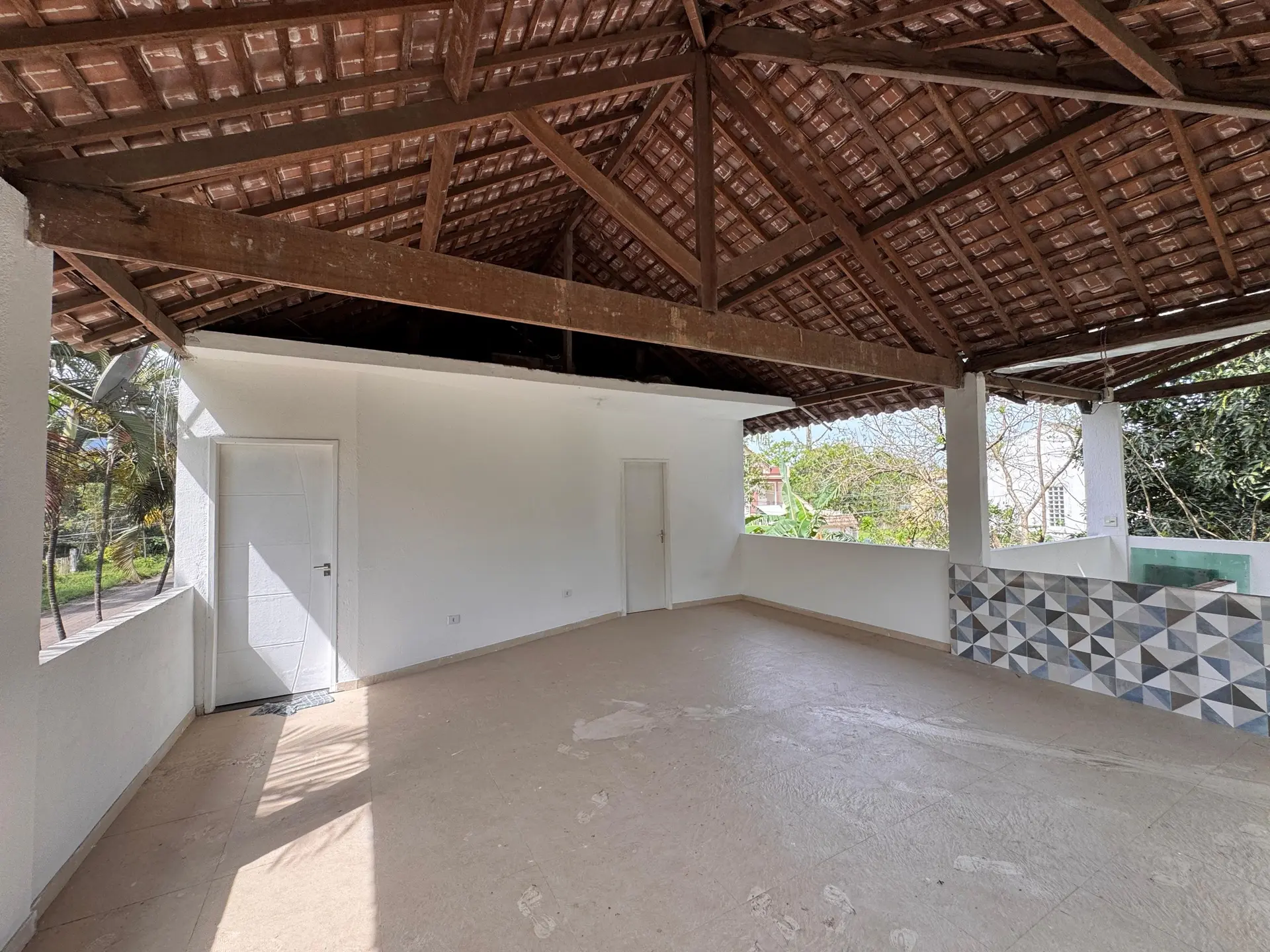 3-bedroom house with a walk-in closet in Rio de Janeiro — photo 37